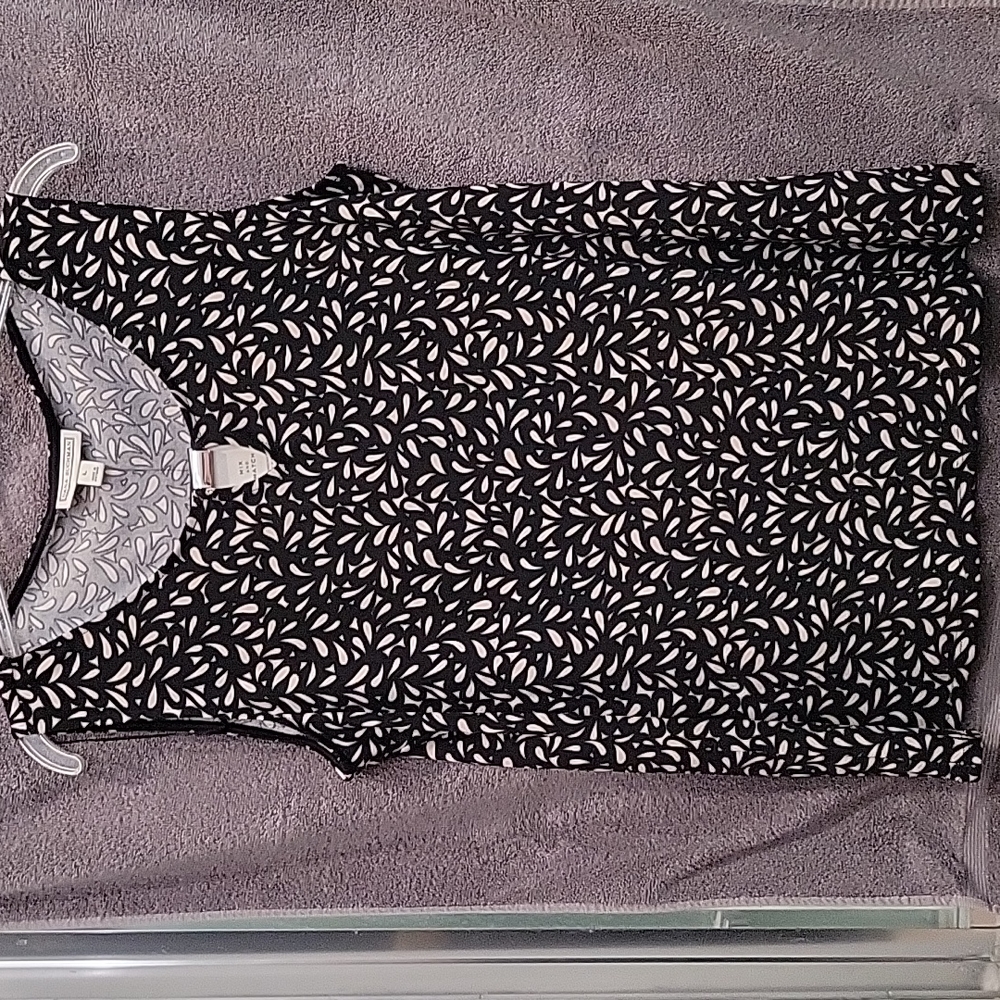 NWT Dana Buchman sleeveless blouse